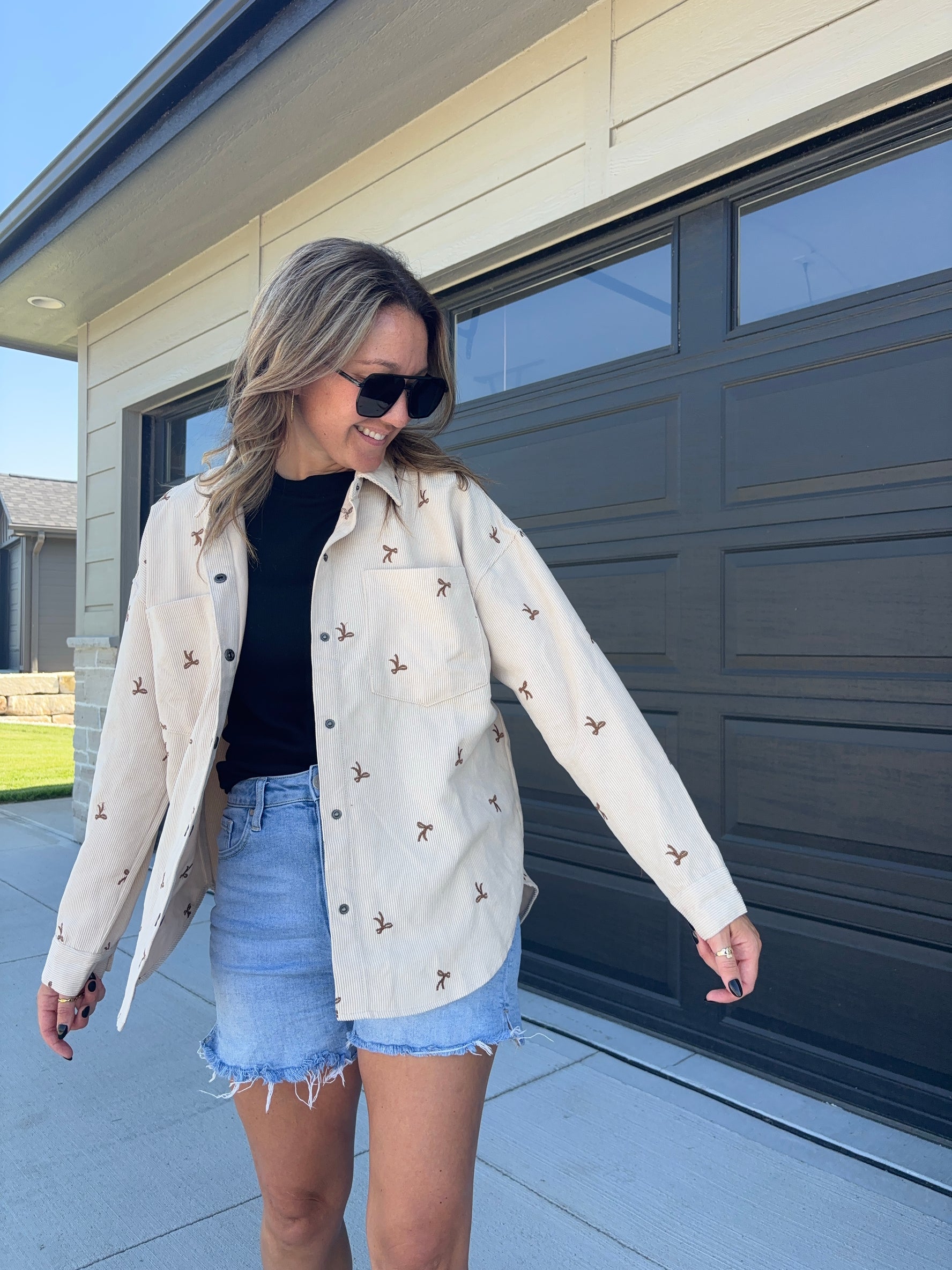 TAUPE Corduroy Bow Embroidered Shirt