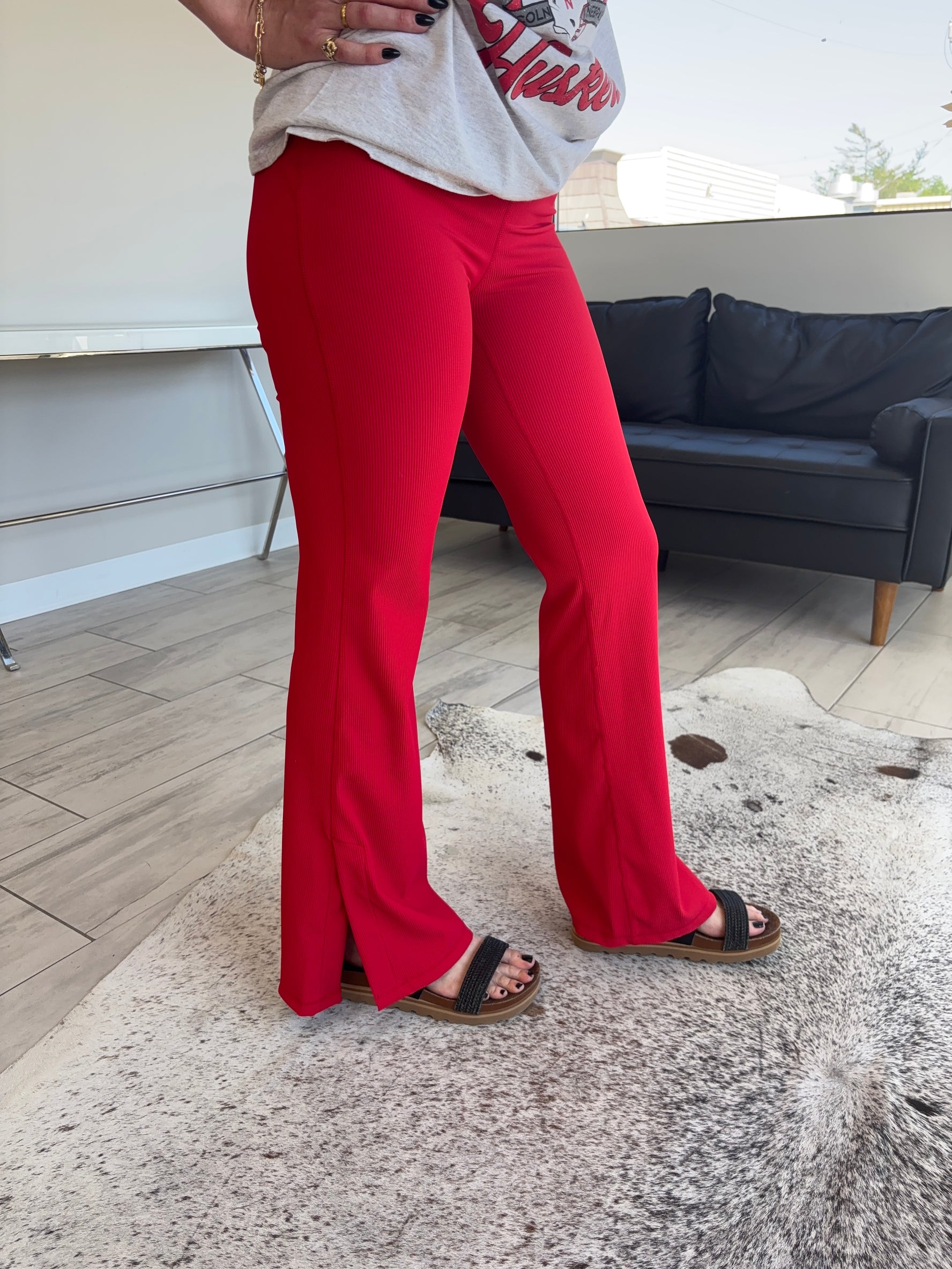 Converse Ribbed Flare Pant - RED