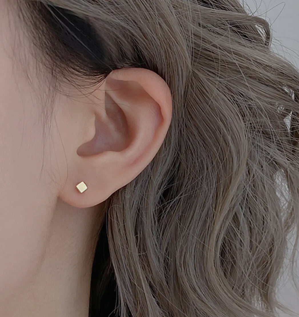 Square Stud - GOLD
