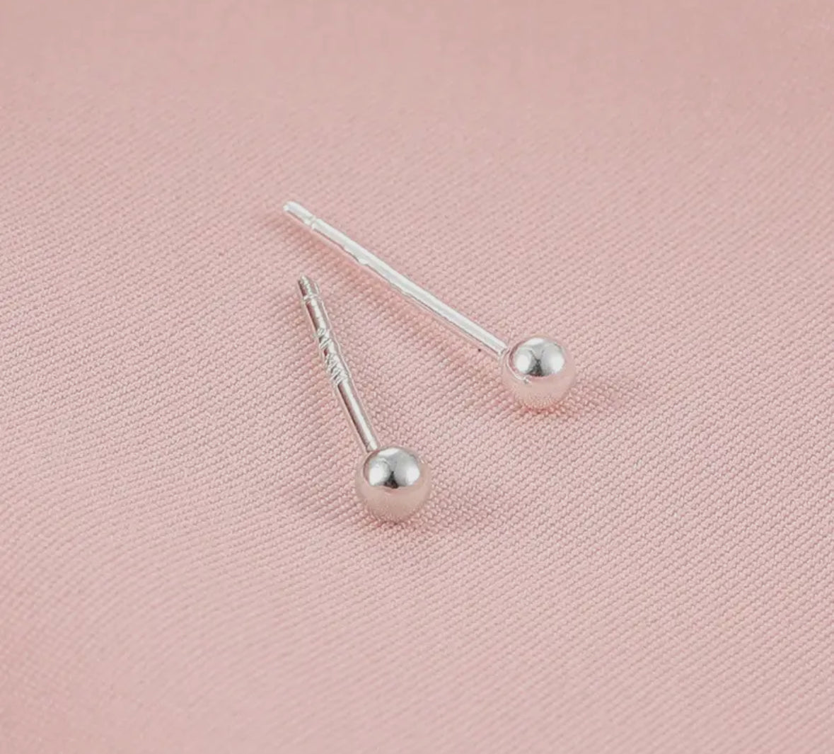 Ball Stud Earring - SILVER
