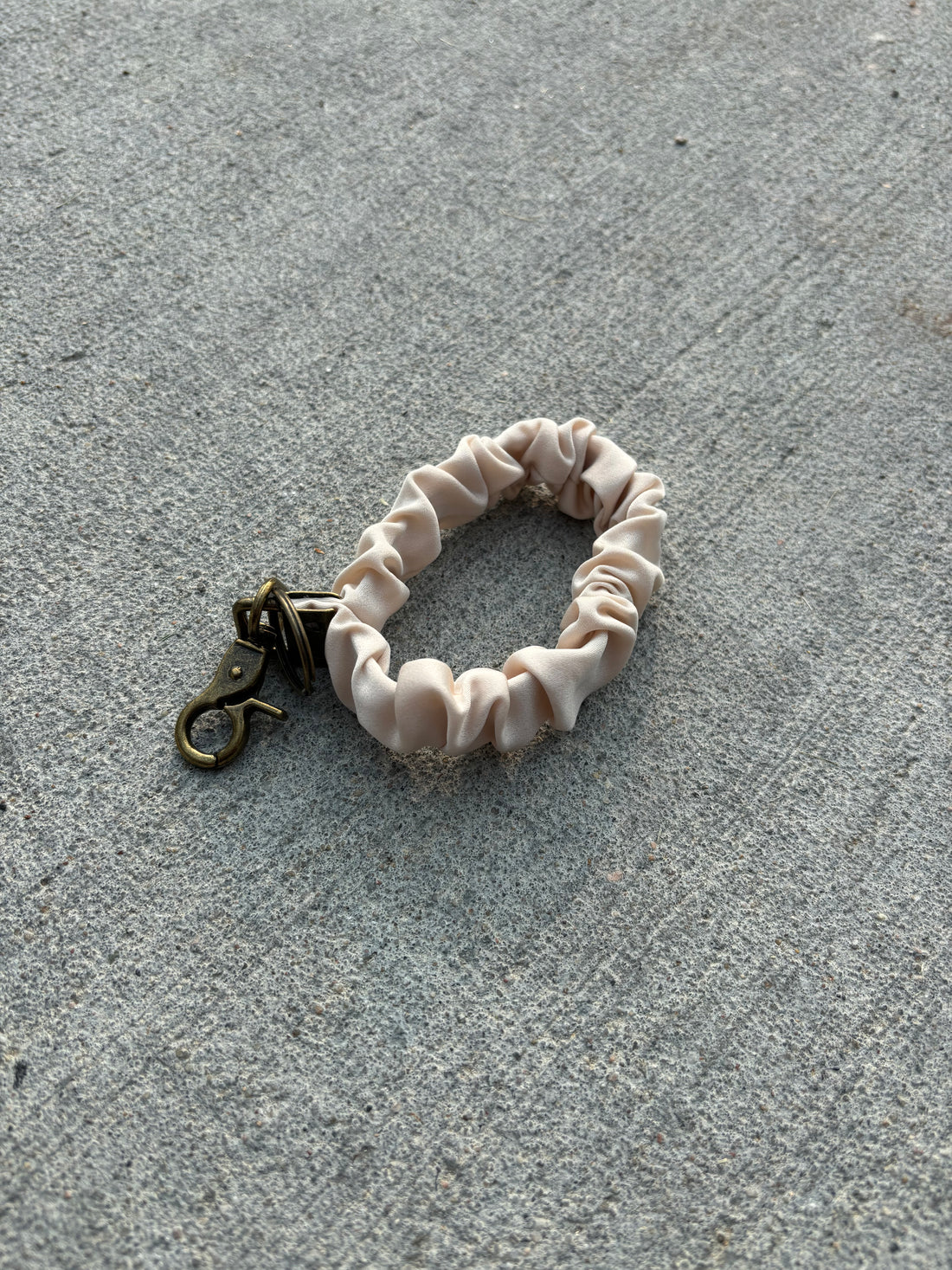 Oatmilk Scrunchie Keychain